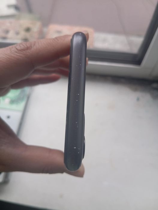 iPhone 11 черен цвят