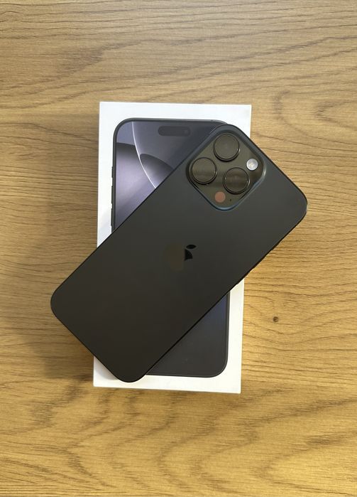 Apple iPhone 16 Pro Max 512 gb - 90% sănătate baterie - impecabil