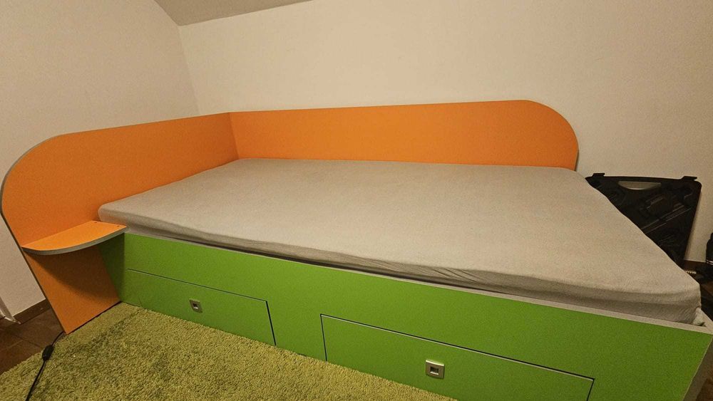 De vânzare set mobilier pentru cameră de copii