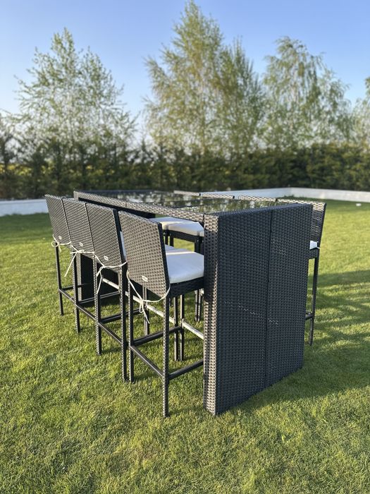 Set bar grădină 9 piese poliratan negru, NEFOLOSIT — masă + 8 scaune bar, blat sticlă securizată