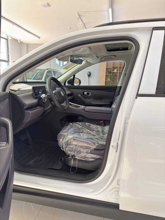 Leapmotor C16 premium dop 200 km naqd va nasiya