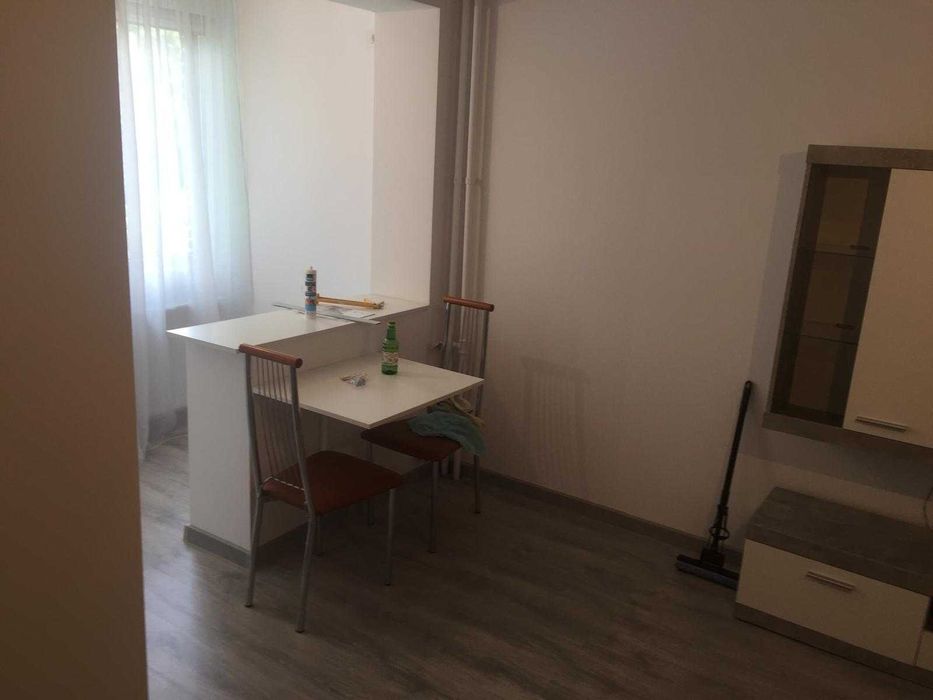 Garsoniera renovata Favorit