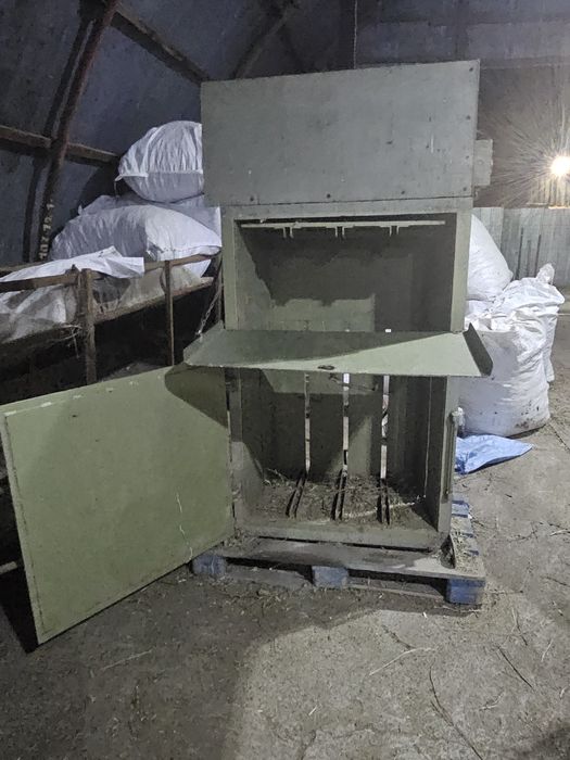 Преса за билки хартия