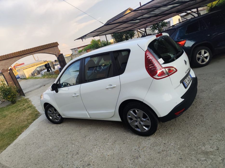 RENAULT Scenic 2012 — imagine 4