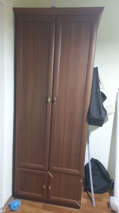 Шкаф горка в хорошем состояние
