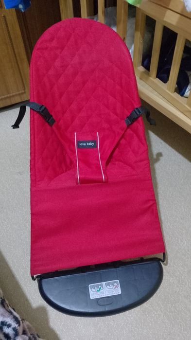 Продам мобиль и шезлонг