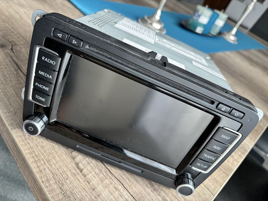 Vand sau schimb Cd player Gps vw