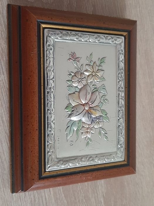 Casetă/ cutie  bijuterii vintage din lemn cu aplicație din ARGINT 925,