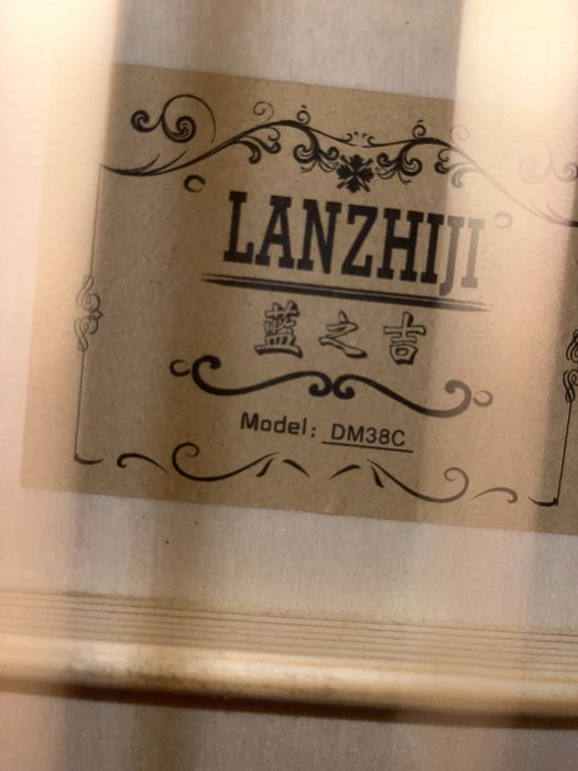 гитара Lanzhljl.