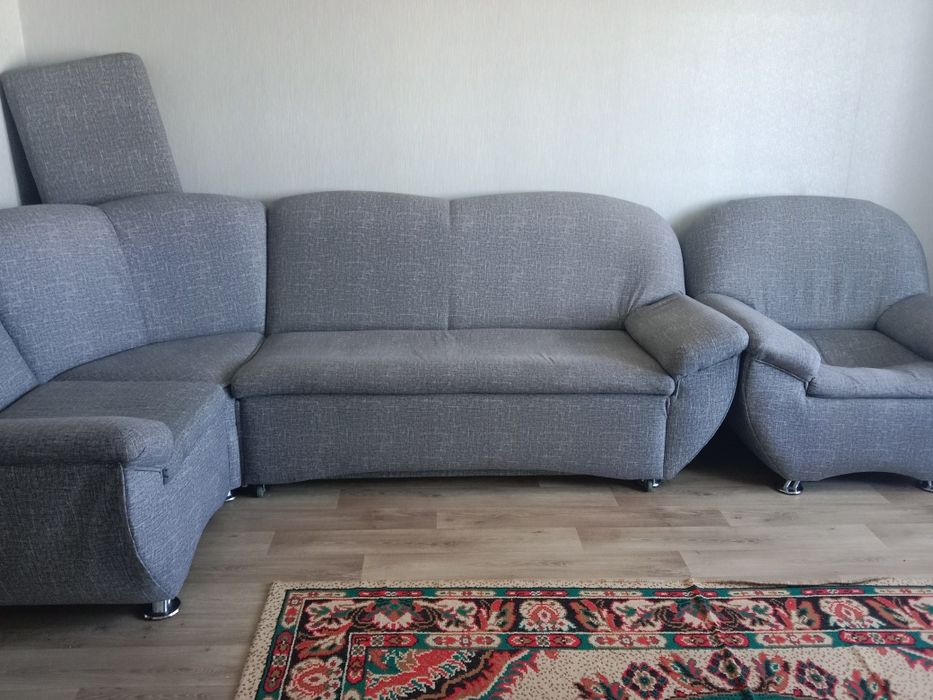 Продам угловой диван