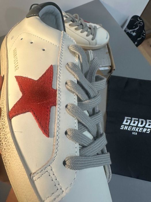 Golden Goose Super-Star alb cu stea rosie, marimea 39