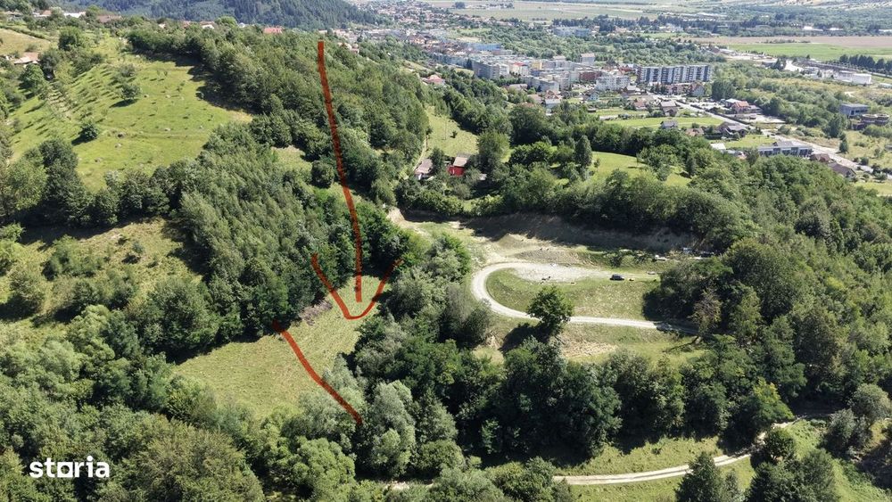 Teren De Vânzare – Zărnești 2200 Mp