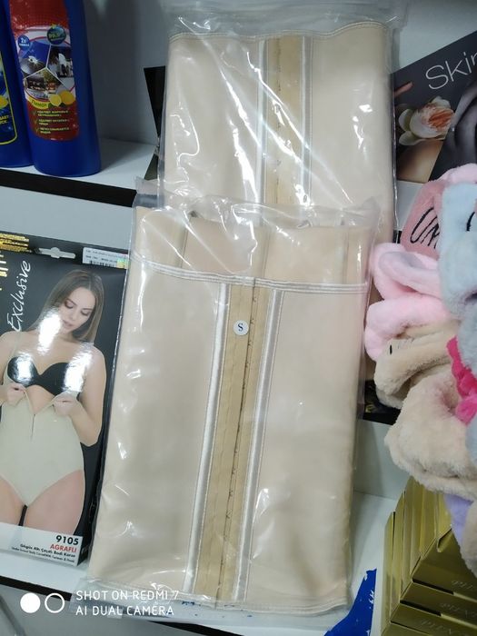 Латекс Карсет. Оригинал Колумбия. Размери есть.