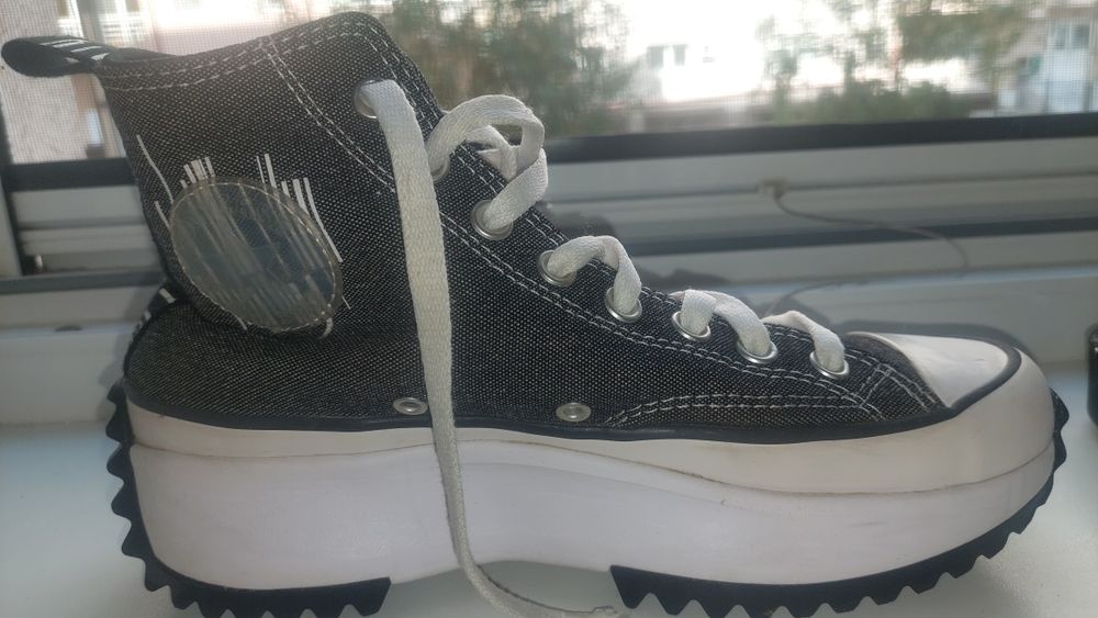 Converse dama , culoare gri, stare foarte bună, nr 40