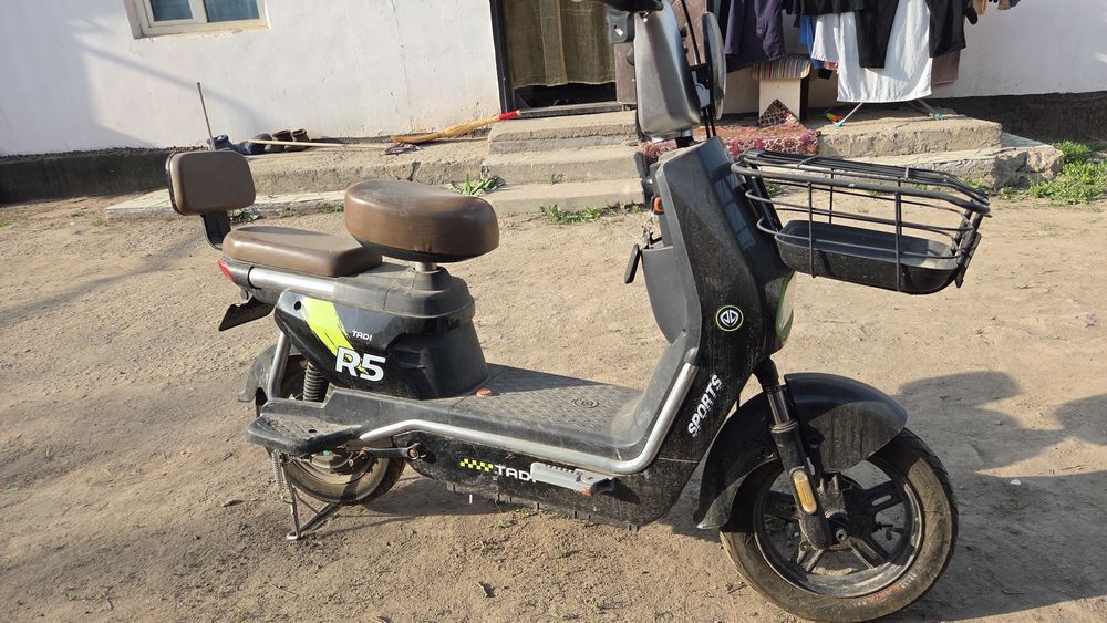 Продам электро скутер