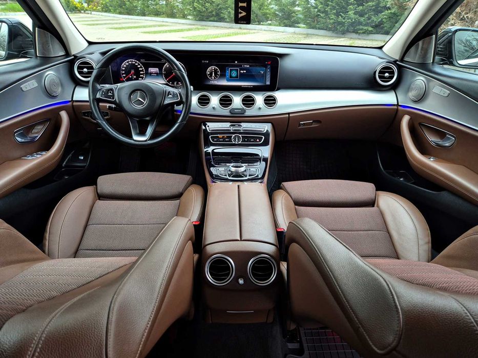 Mercedes-Benz E Class 220 Avantgarde 9-G Tronic Euro 6
