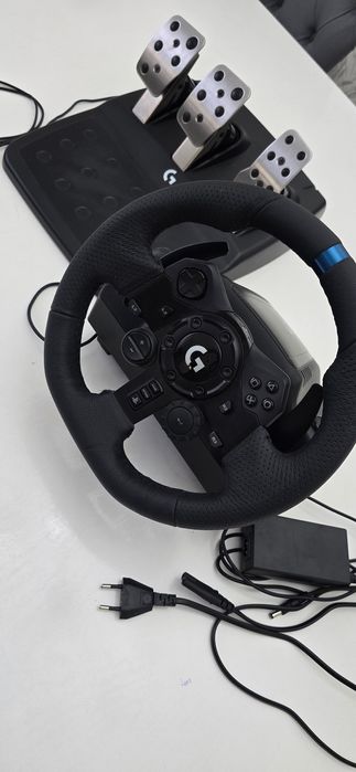 Игровой контроллер Logitech G923 черный