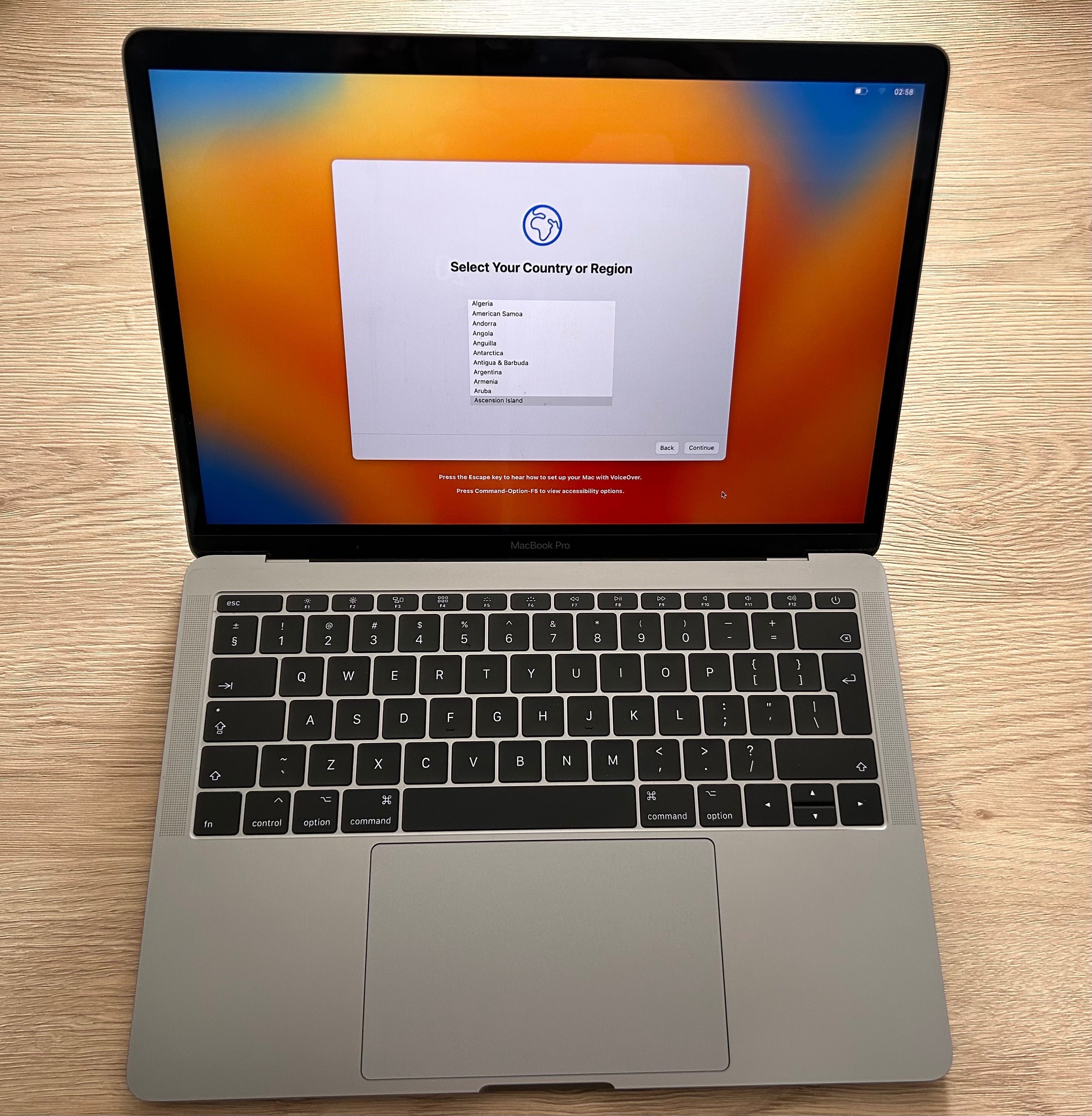 Macbook Pro 128gb 13-inch A1708 гр. София Дружба 1 • OLX.bg