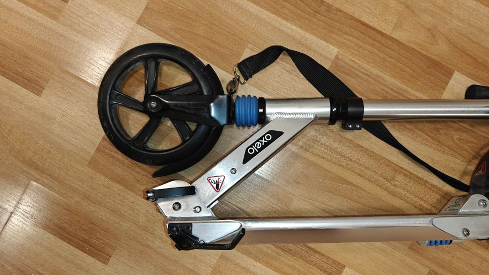 Trotineta Oxelo Urban Town 7 - suspensie 200mm