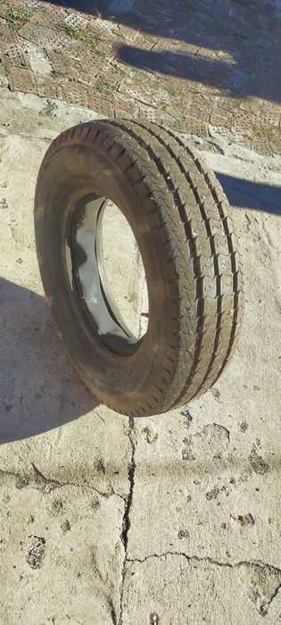 Шина 205/75/16С одна