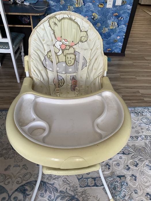 Продам кресло детский