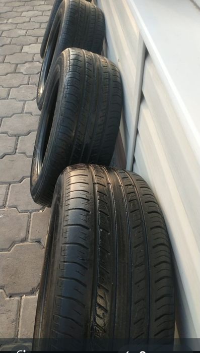 Покрышки на авто. б/у