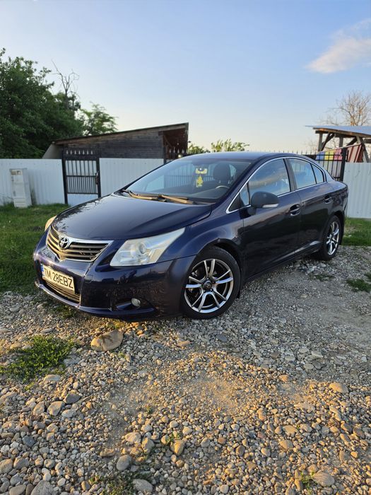 Vand Toyota Avensis 2.0