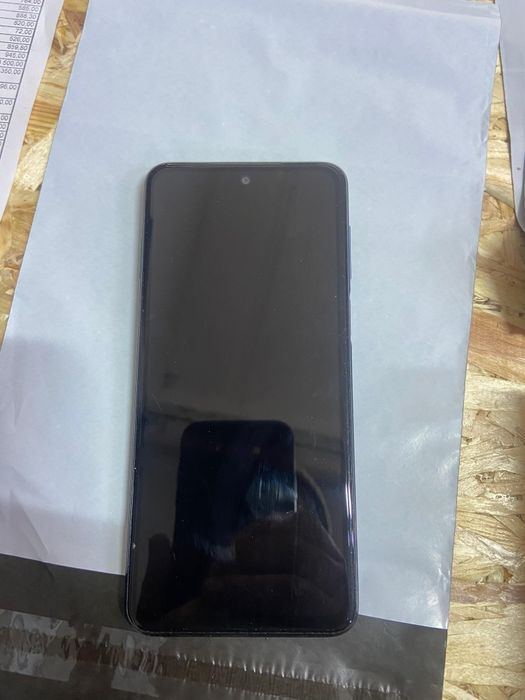 Продам телефон Redmi Note 9