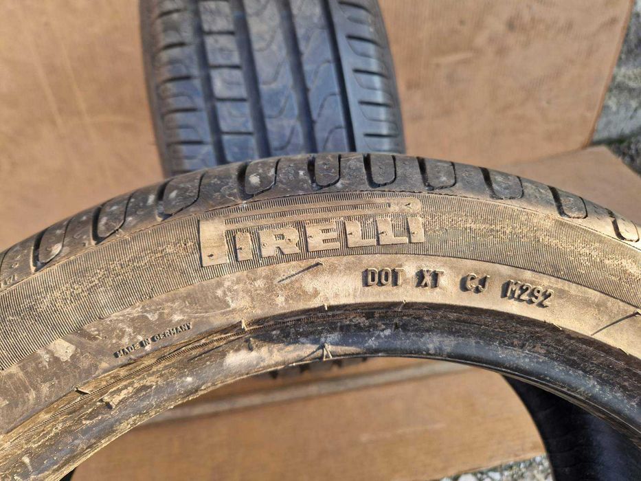 2 Pirelli R17 225/45 Летни гуми  DOT0622