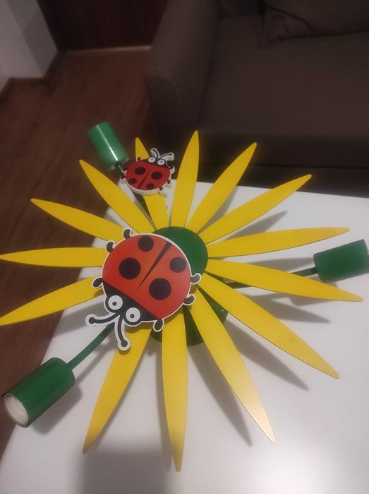 Детски полилей с калинки