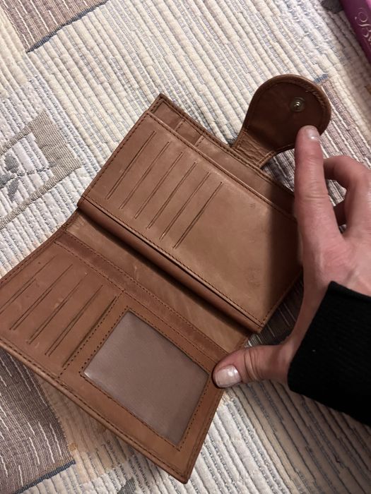 НОВ: дамски портфейл, ест. кожа