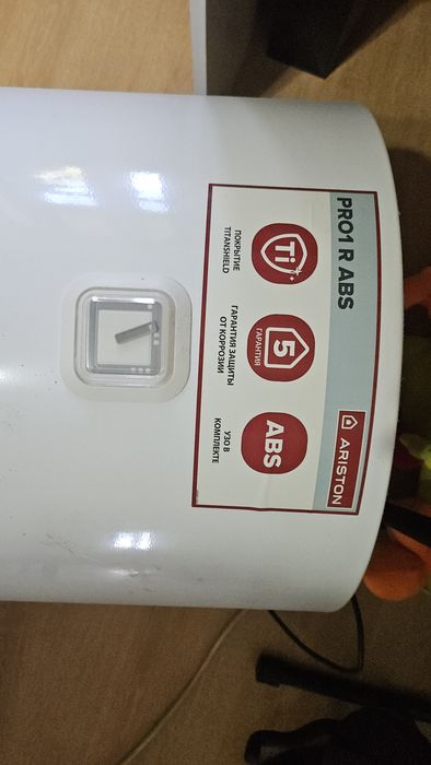 Титан Аристон. 80 л