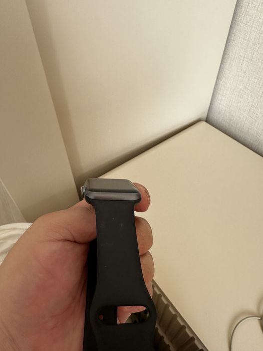 Срочно продам Apple Watch Series 3