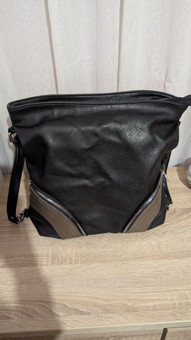 Страхотна дамска чанта раница