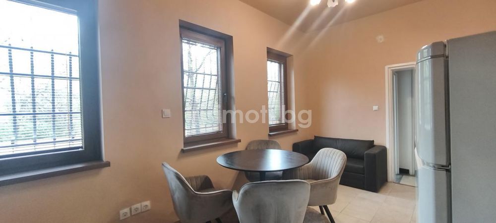 Дава се под наем Офис в София, Център - 160 кв.м за 1500 € - Снимка #3