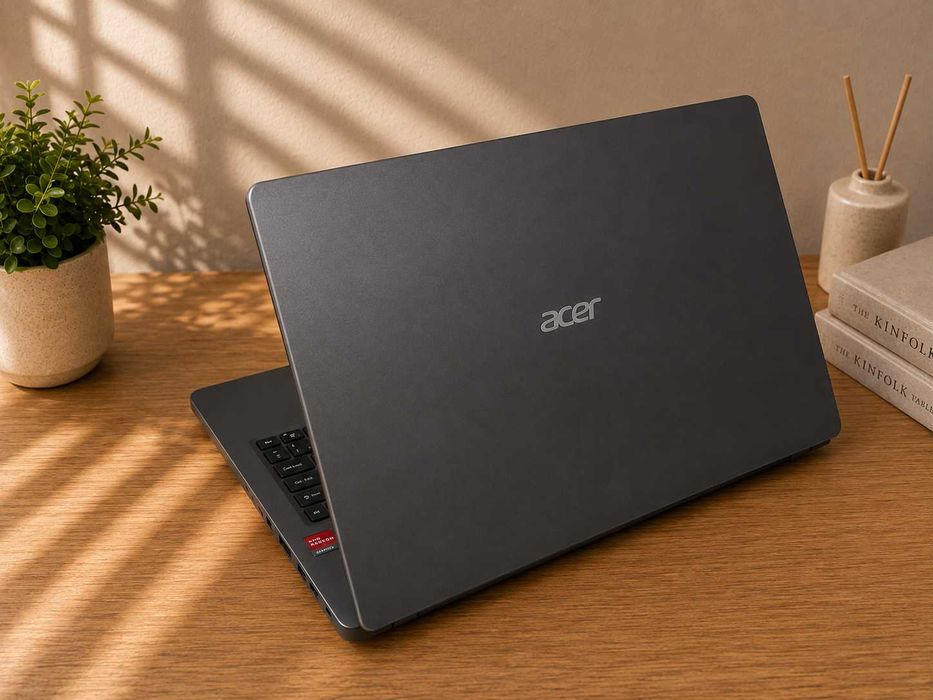 Ноутбук Acer Swift /celeron N4020/4GB/128GB/UHD Graphics