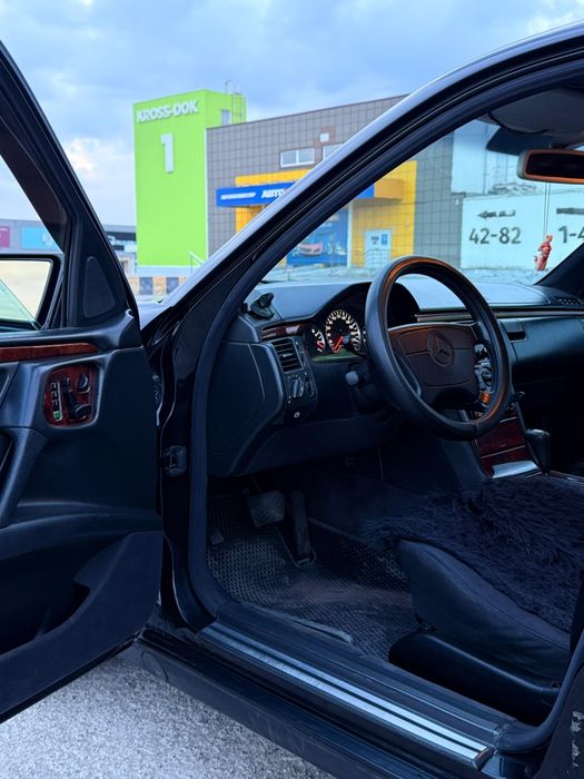 Мерседес w 210, 3.2(м112)