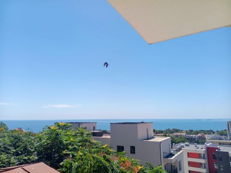 Дава се под наем Тристаен апартамент в Варна, Бриз - 120 кв.м за 918 € - Снимка #8