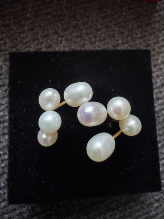 Нов пръстен с естествени перли 60€