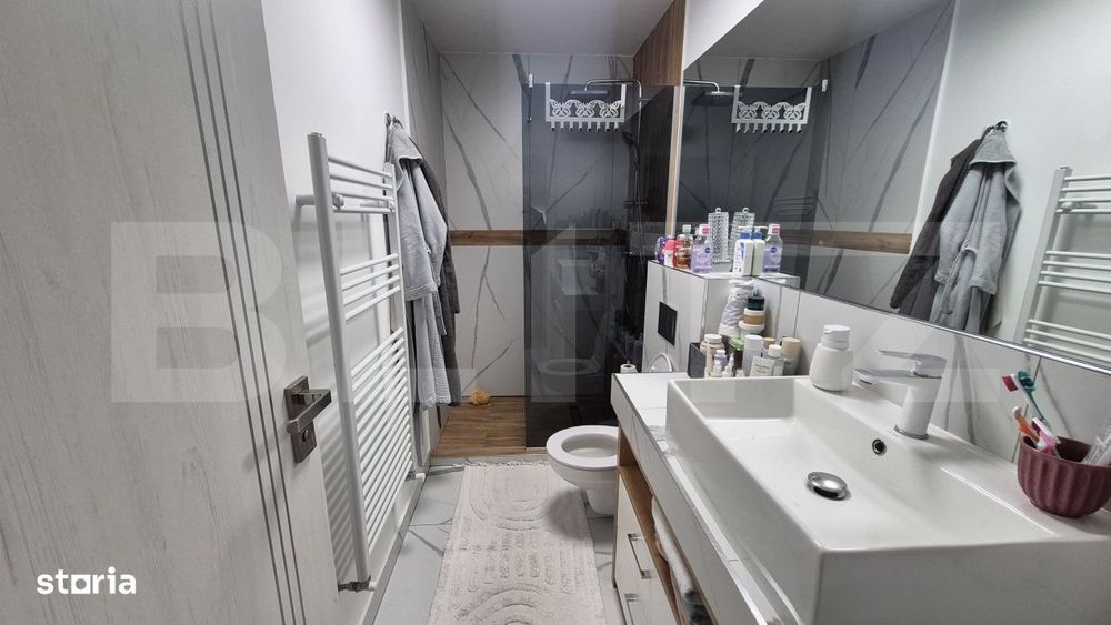 Casa cu 3 dormitoare, 100 mp, teren 202 mp, zona Baritiu