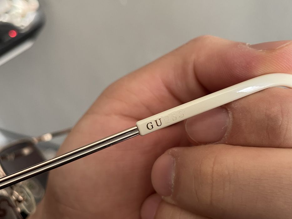 Дамски Очила GUESS