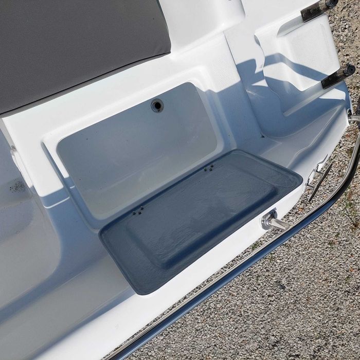 Нова лодка POSEIDON BW170 с размери 510х217см