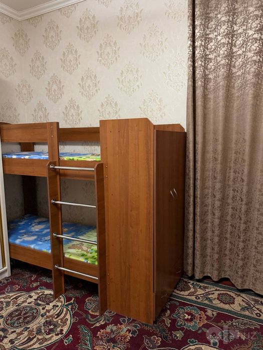 Двухспальная кровать с гарантией.