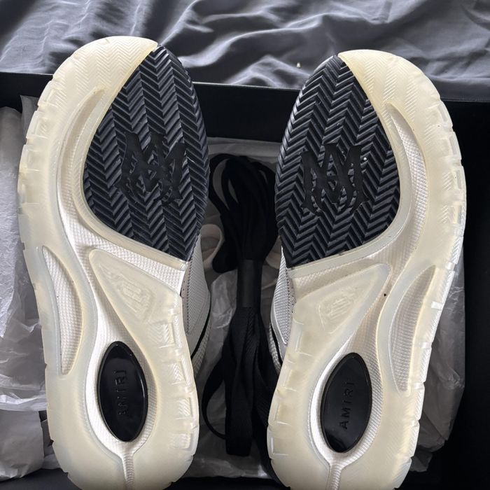 Amiri Ma-1 alb negru