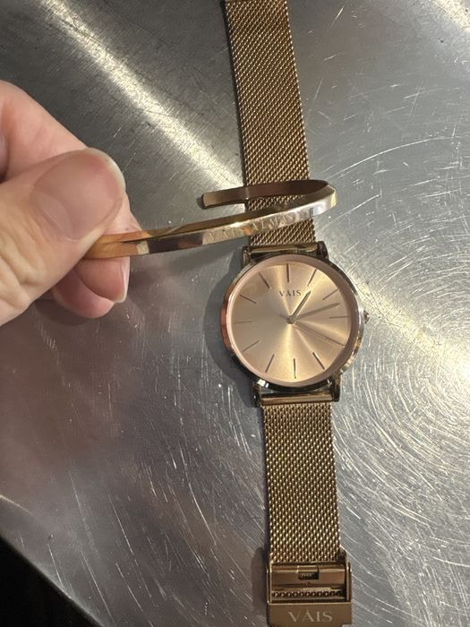 Продам часы !! Всего за 10.000