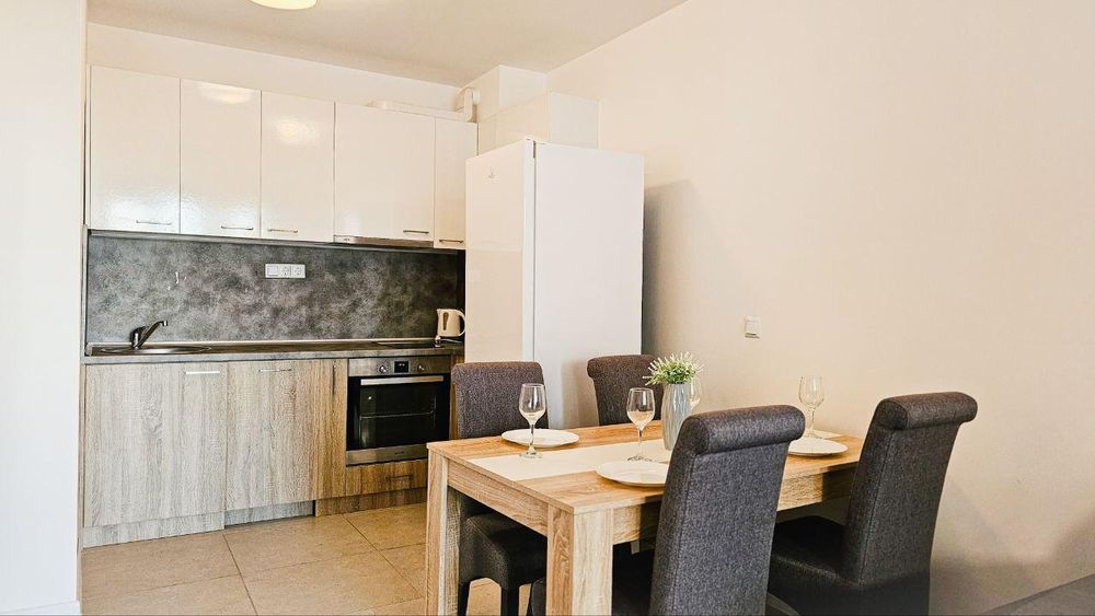 Продава се Двустаен апартамент в Созопол - 68 кв.м за 1692 €/кв.м - Снимка #2