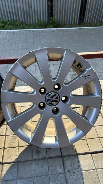 Продам диски Volkswagen R16 5x112