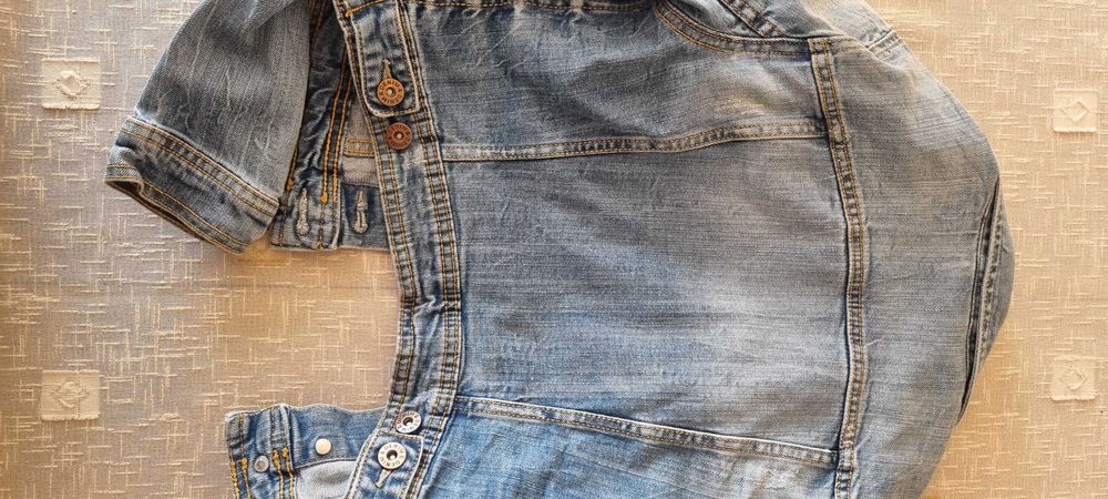 Късо дънково яке