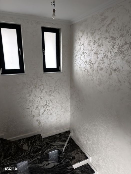 Casa noua cu etaj la cheie zona Scolii 11