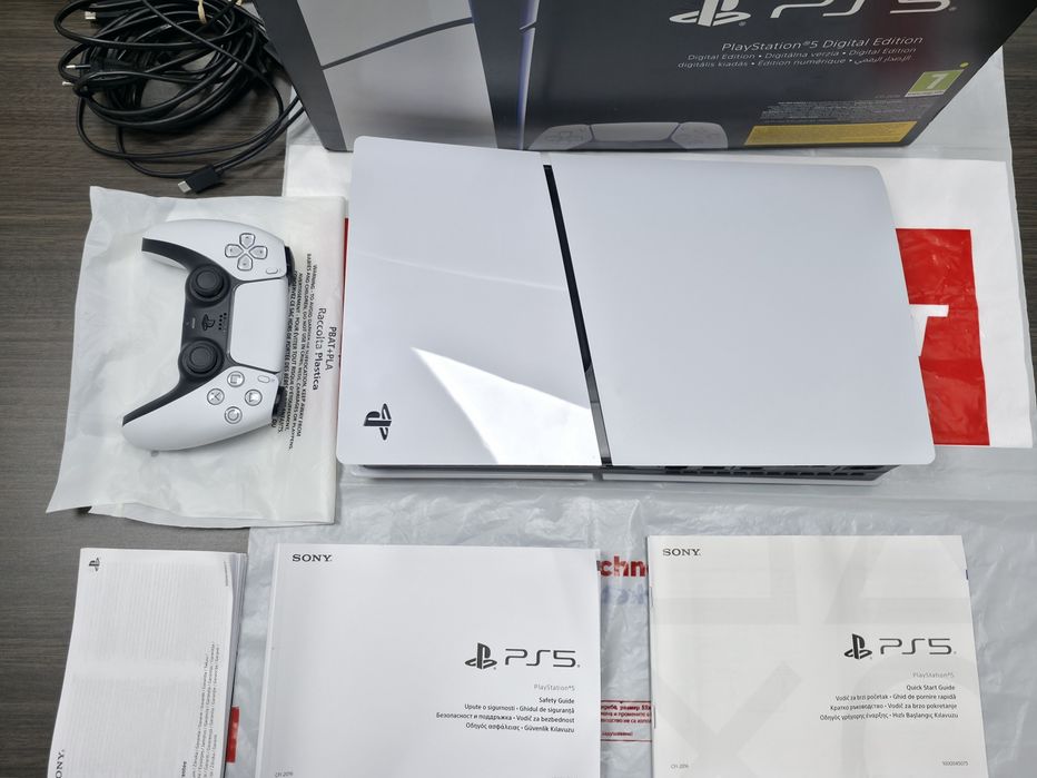 КАТО НОВ 1TB Sony Playstation 5 Digital / Slim Техномаркет Гаранция 2027г.
